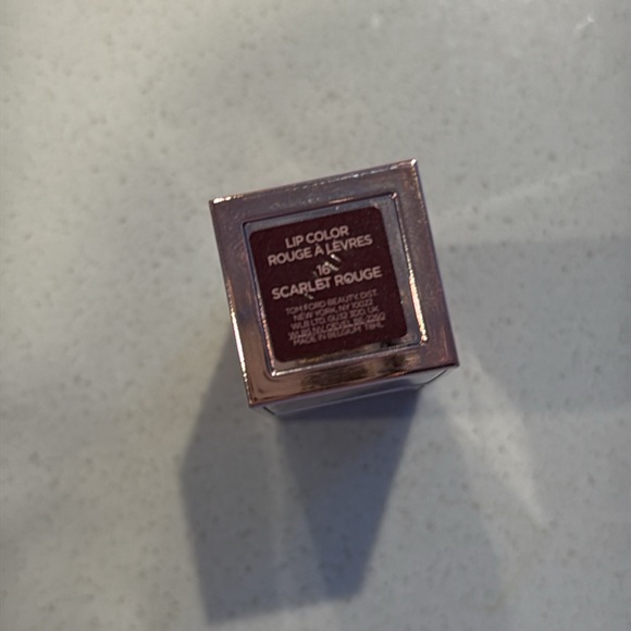 tom ford Red Lipstick - Picture 2 of 4